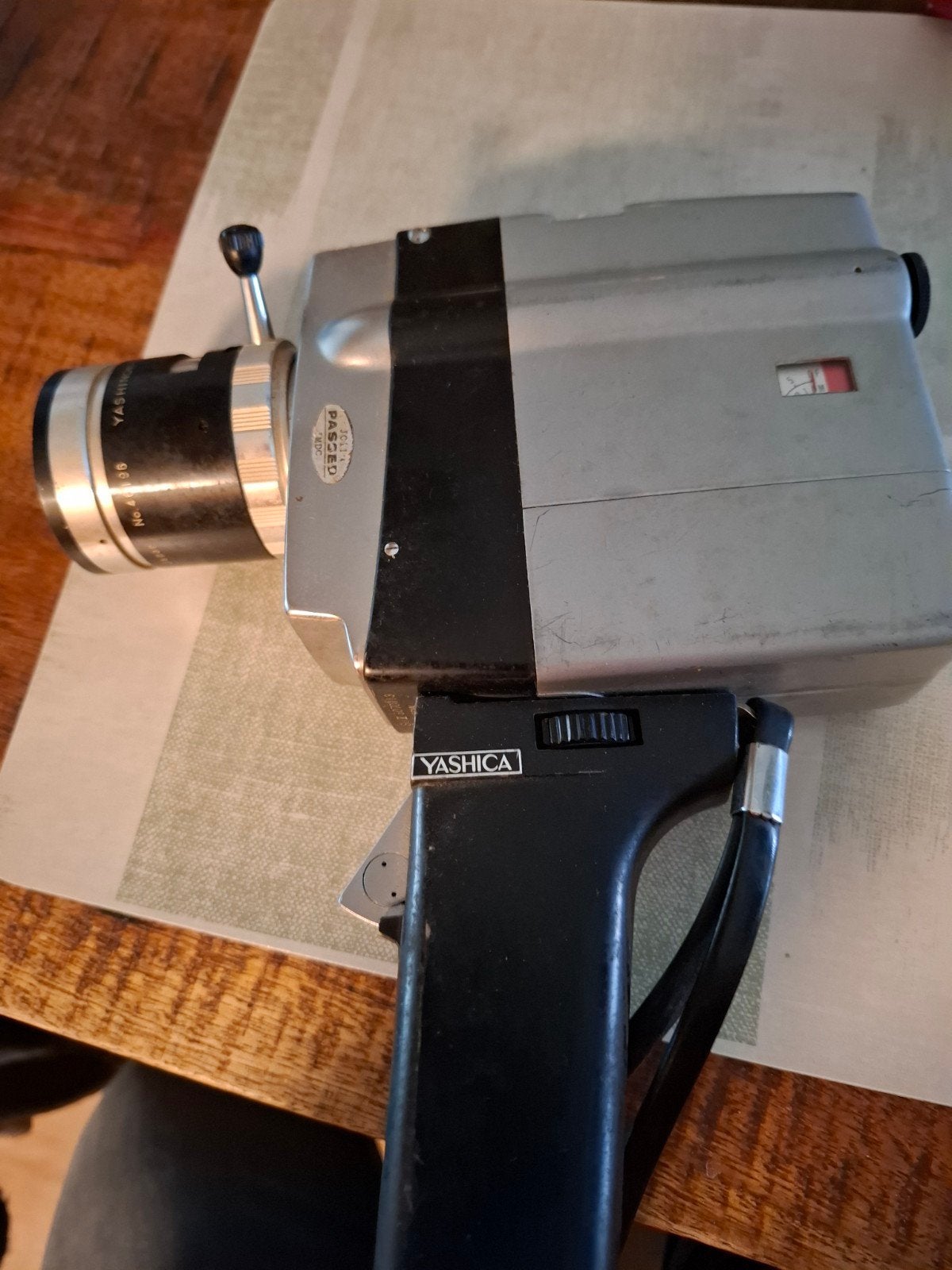 Vintage Yashica Super 8 filmcamera met Yashinon-S Zoom, Ophalen of Verzenden, 8mm, Camera