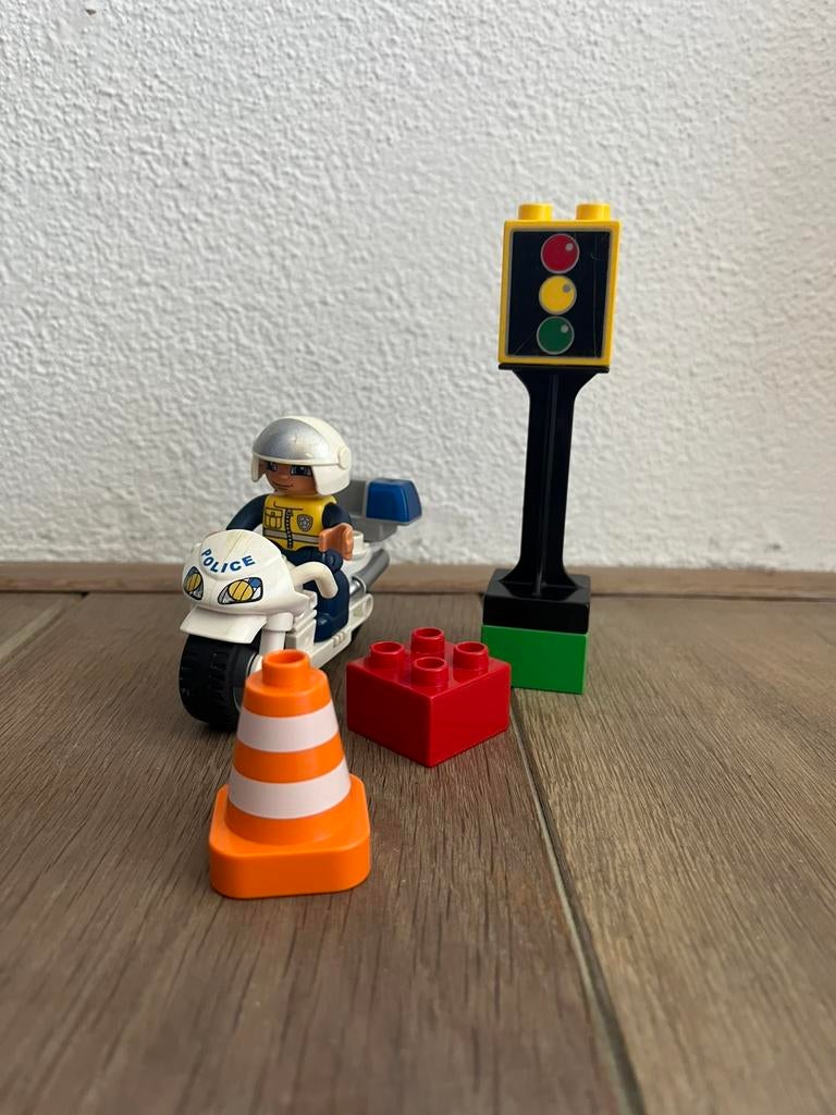 LEGO Duplo Politiemotor 10967, Gebruikt, Ophalen of Verzenden, Compleet, Duplo