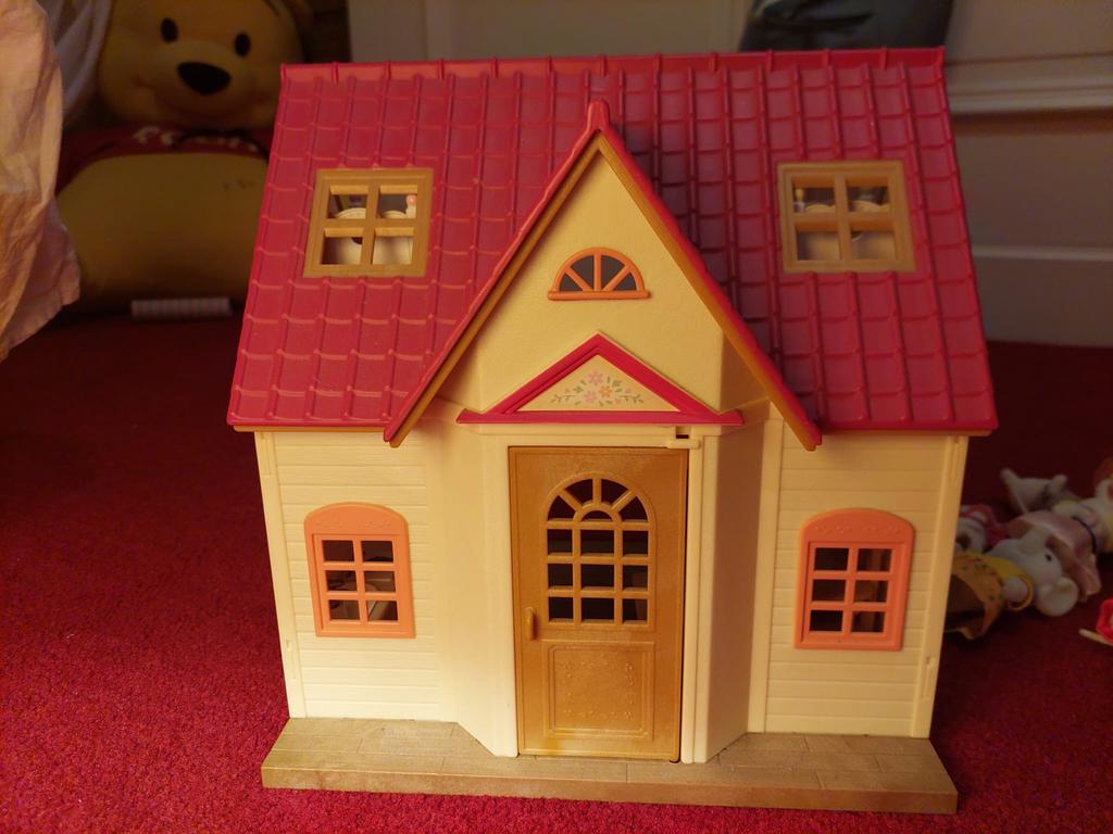 Sylvanian families huis met eettafel en 2 stapelbedjes, Ophalen, Zo goed als nieuw, Poppenhuis