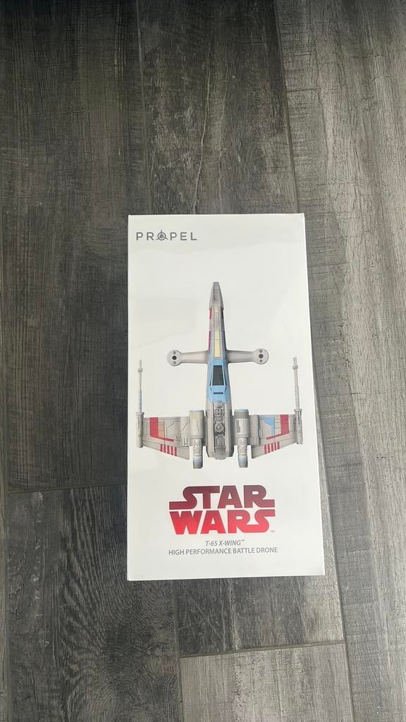 Starwars X-Wing battle drone ongeopend nieuw., 250 tot 900 gram, Overige merken, Verlichting, Nieuw