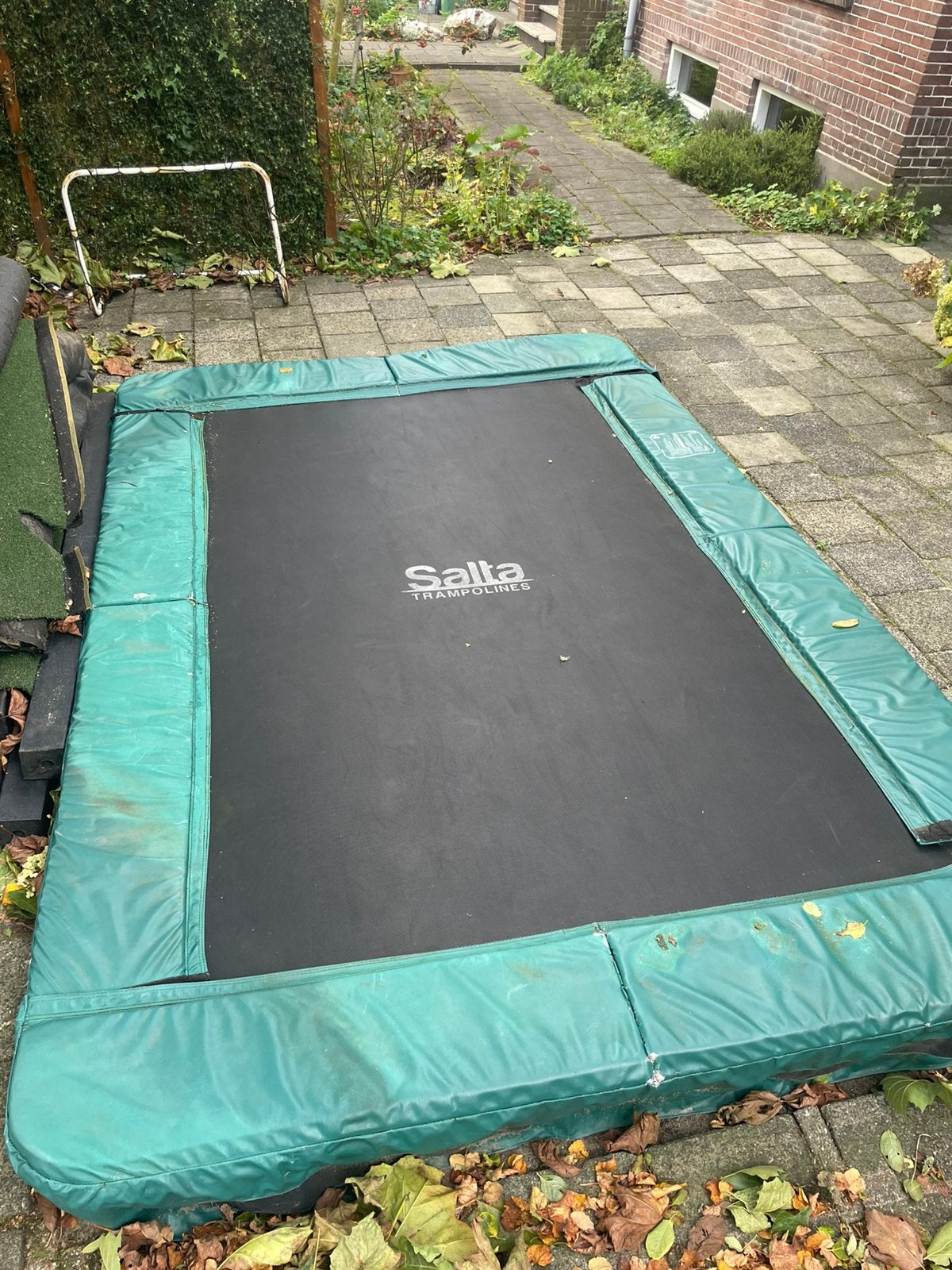 Goede rechthoekige 3,10x2,10 Salta inground trampoline, Ophalen, Gebruikt