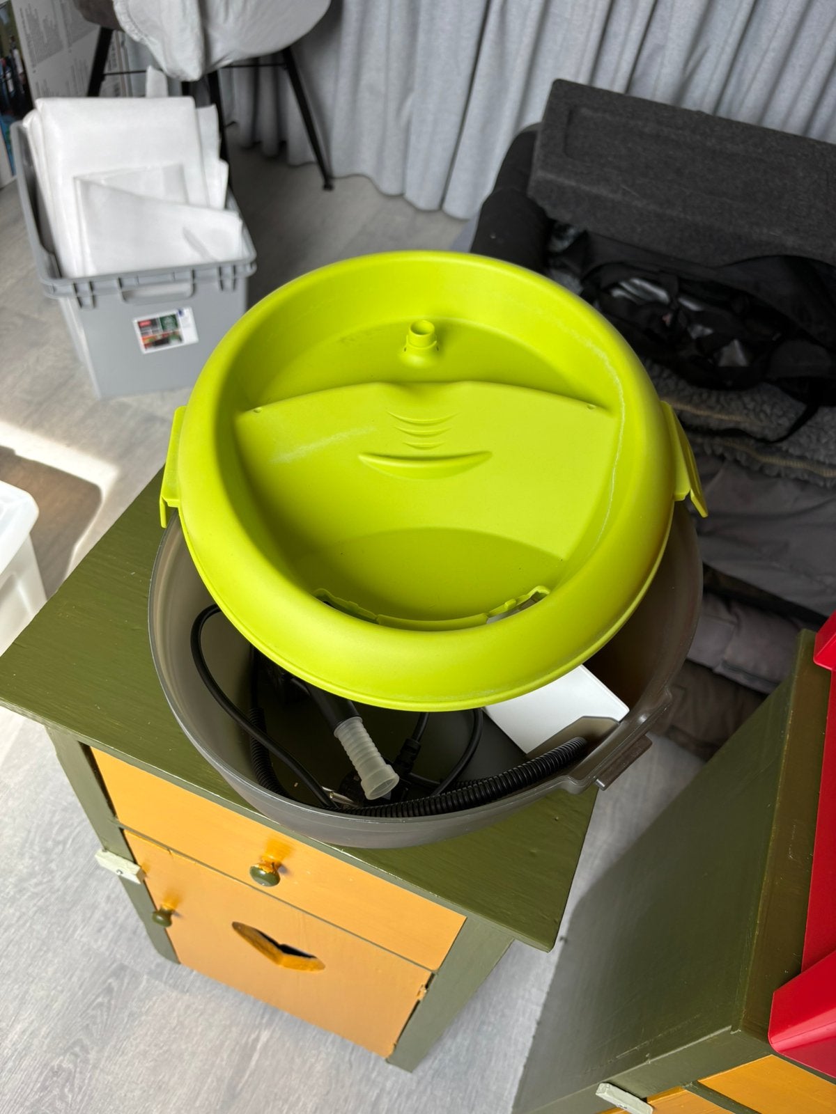 Waterbak hond (bewegend water), Ophalen of Verzenden