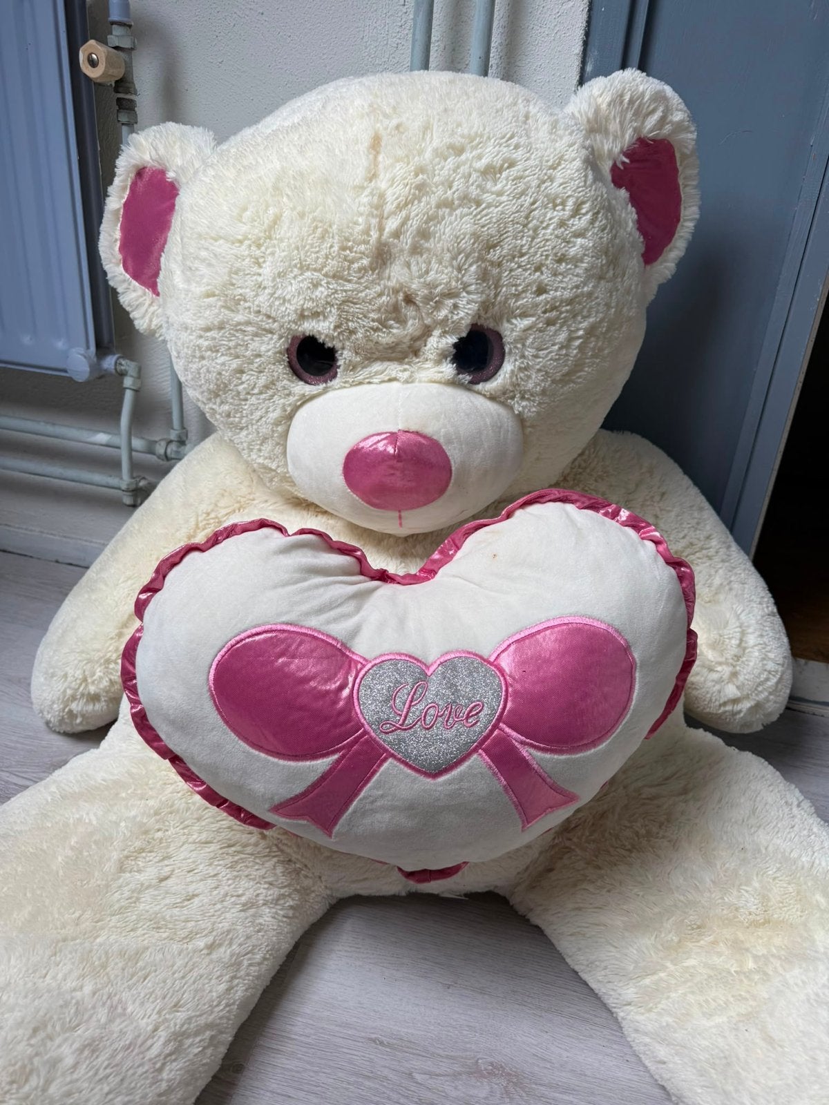 Grote witte teddybeer met roze hart, Ophalen, Overige merken, Overige karakters, Beer