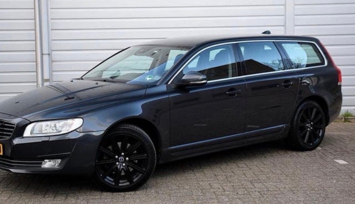 Originele Volvo 18 inch velgenset met banden - Zwart, Auto-onderdelen, Ophalen, 18 inch, Gebruikt, Banden en Velgen