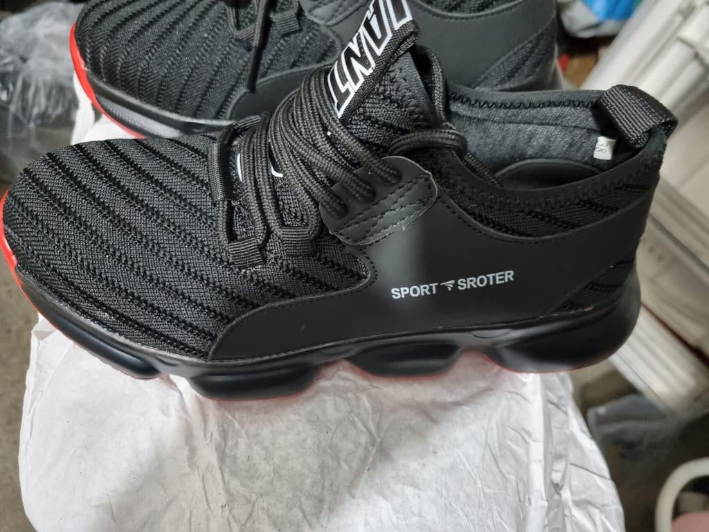 Werk schoonen maat 38 nieuwe, Zwart, Ophalen of Verzenden, Sneakers of Gympen, Nieuw