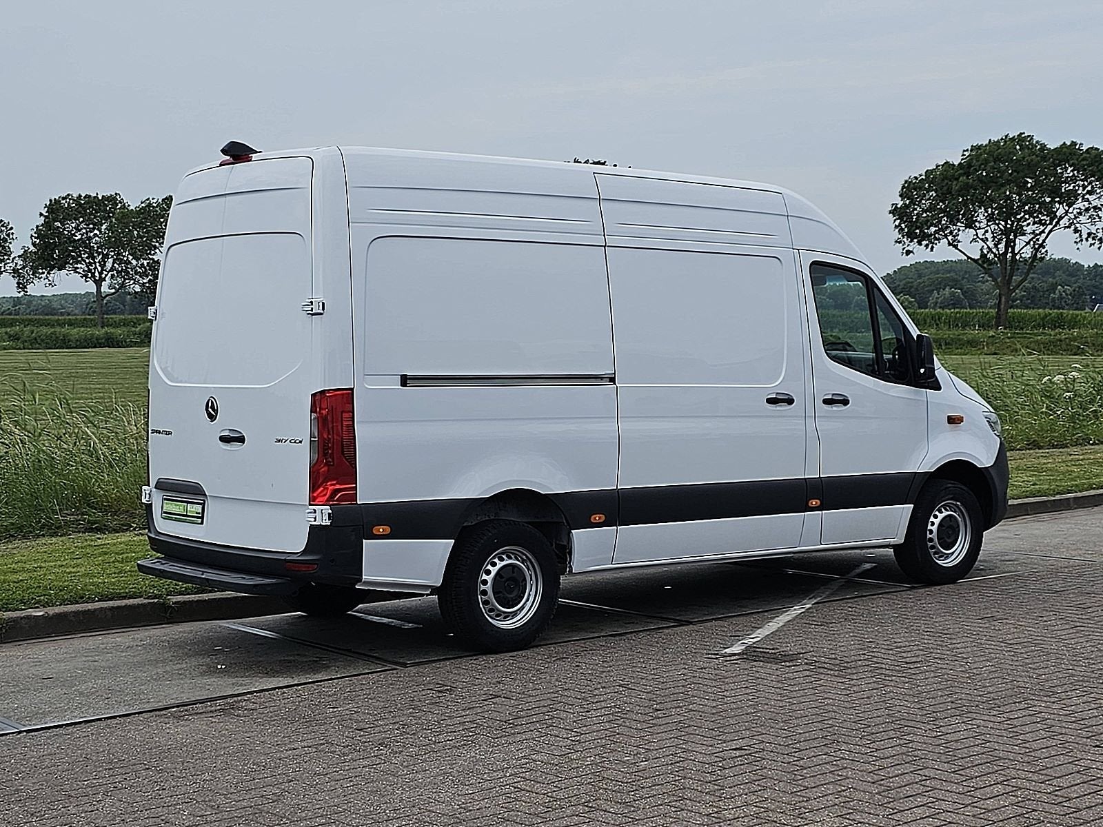 MERCEDES-BENZ SPRINTER 317 l2h2 led rwd mbux10, Automaat, Gebruikt, Euro 6, Wit