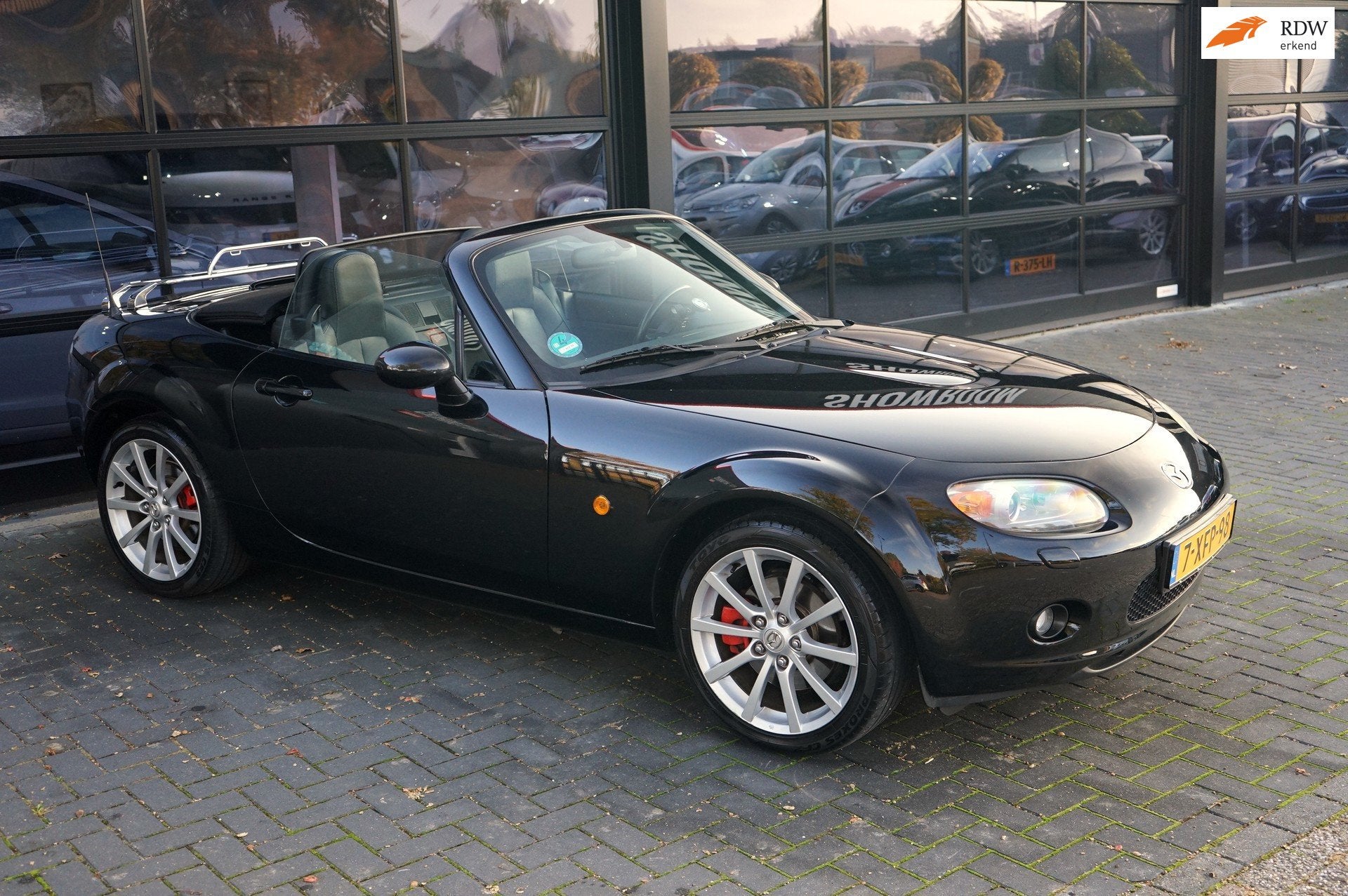 Mazda MX-5 2.0 Roadster | Leder | Stoelverwarming | Bose, Auto's, 13 km/l, Dealer onderhouden, Achterwielaandrijving, Gebruikt