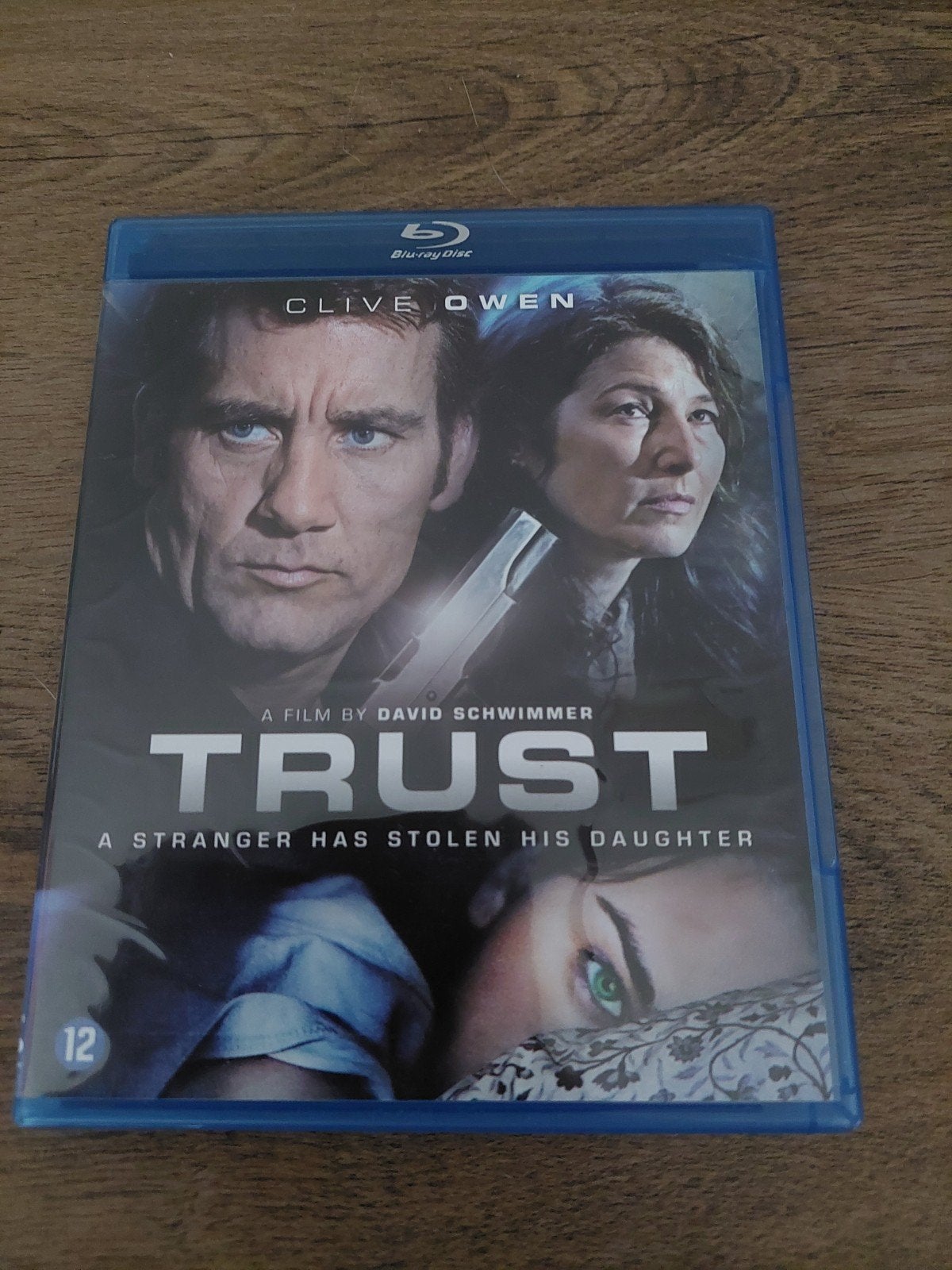 Trust, Ophalen of Verzenden, Zo goed als nieuw