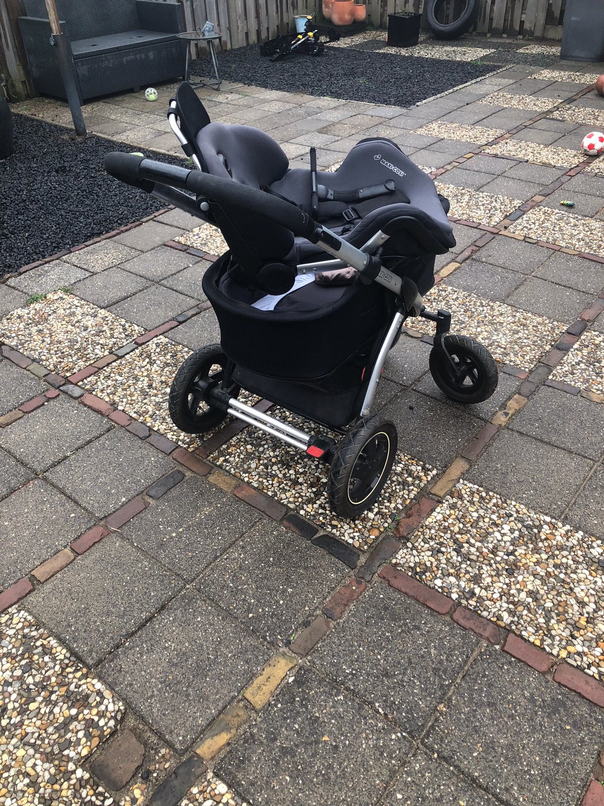 Kinderwagen met alle toebehoren, Ophalen, Zo goed als nieuw, Maxi-Cosi, Regenhoes