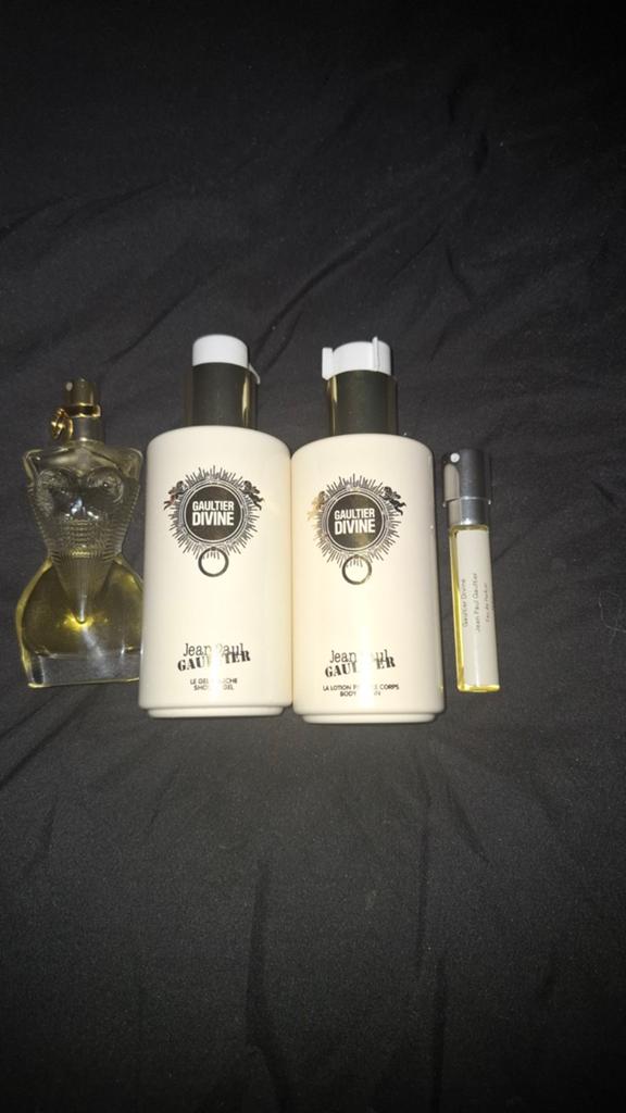 Jean Paul Gaultier Divine Parfum & Bodyproducten Set, Sieraden, Tassen en Uiterlijk, Uiterlijk | Parfum, Ophalen of Verzenden