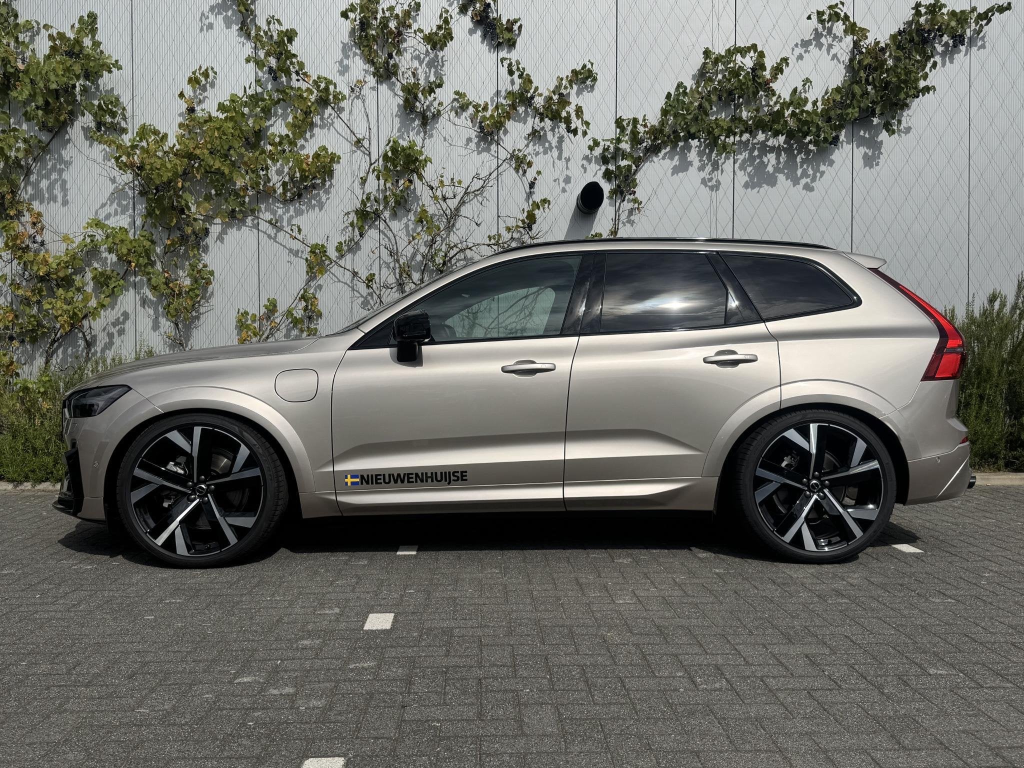 Volvo XC60 2.0 T8 Plug-in hybrid AWD Ultra Black Edition | H, Automaat, 12 maanden, Gebruikt, Euro 6