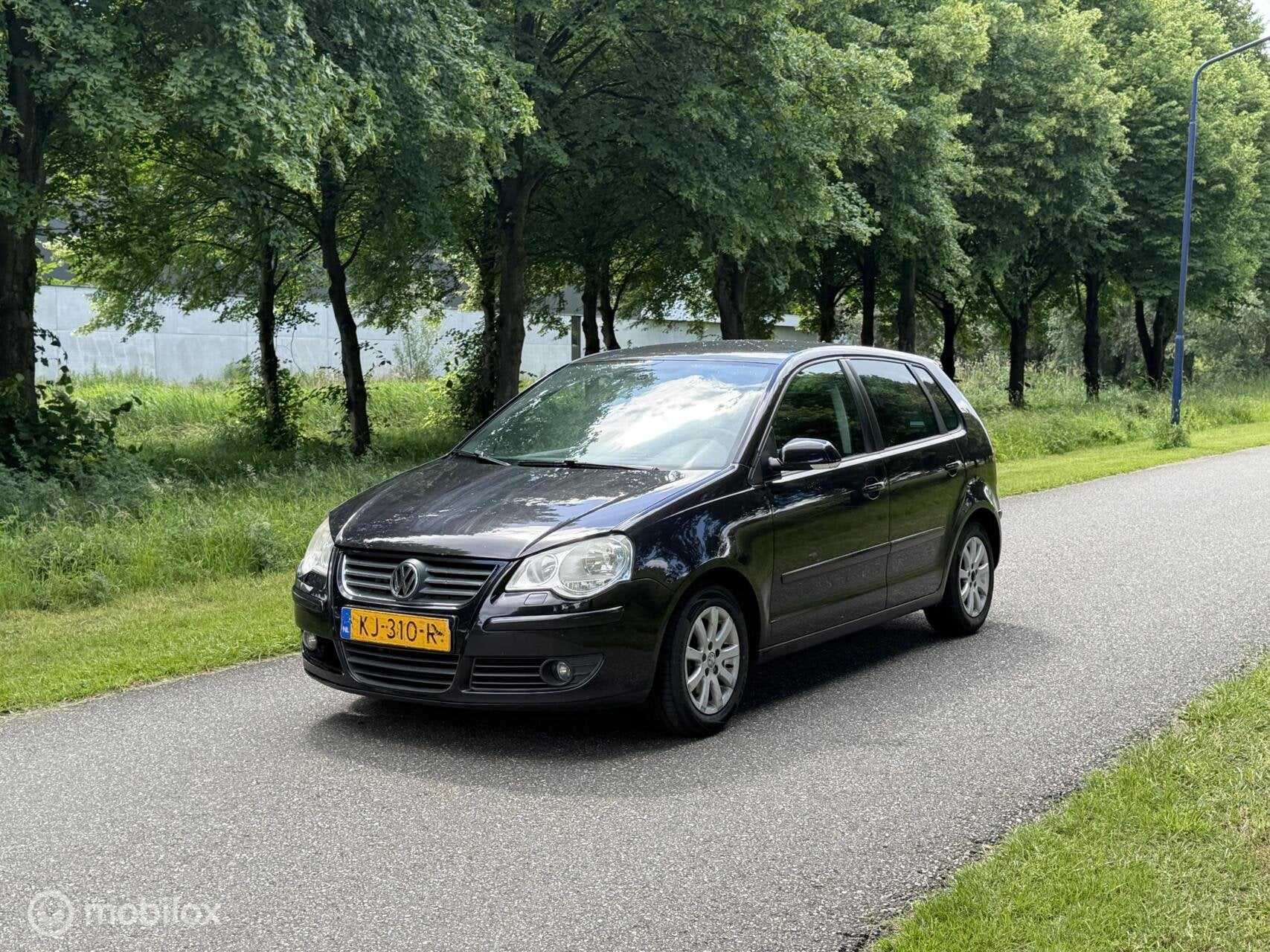 Volkswagen Polo 1.4-16V*NEW APK*STOELVERWARMING*AIRCO*5 DRS, Stof, Zwart, Zwart, Bedrijf