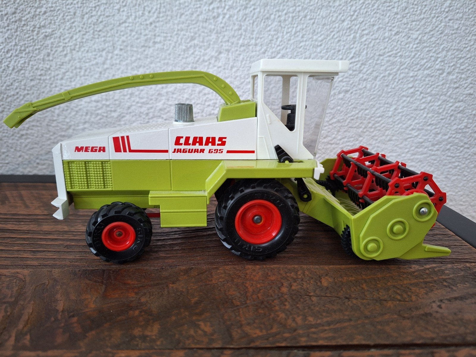 Siku 1:32 Claas Jaguar Mega 695 Hakselaar Speelgoed, Hobby en Vrije tijd, Modelauto's | 1:32, Ophalen of Verzenden