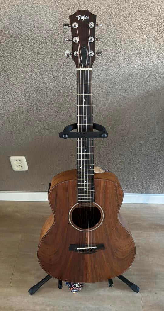 Aangeboden mijn Taylor GS MINI-e KOA Z.G.A.NIEUW, Ophalen, Zo goed als nieuw, Western- of Steelstringgitaar
