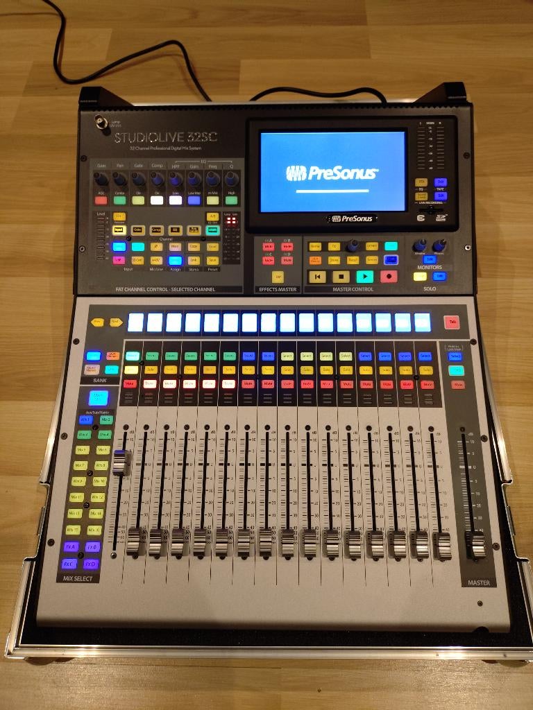 Presonus StudioLive 32SC met flightcase, Muziek en Instrumenten, Mengpanelen, Ophalen, Zo goed als nieuw, 20 kanalen of meer, Microfooningang