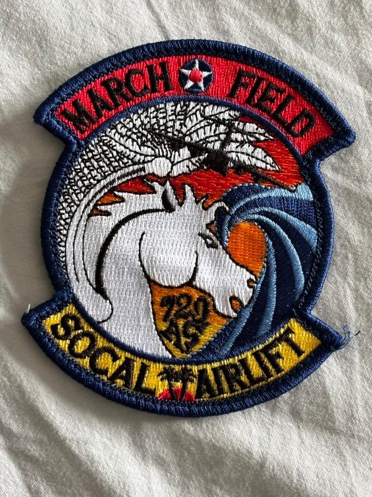 Embleem C-17 March airfield socal airlift USAF, Verzenden, Luchtmacht, Amerika, Embleem of Badge
