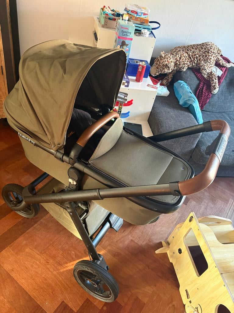 Dubatti kinderwagen groen, Gebruikt, Met reiswieg, Ophalen, Kinderwagen