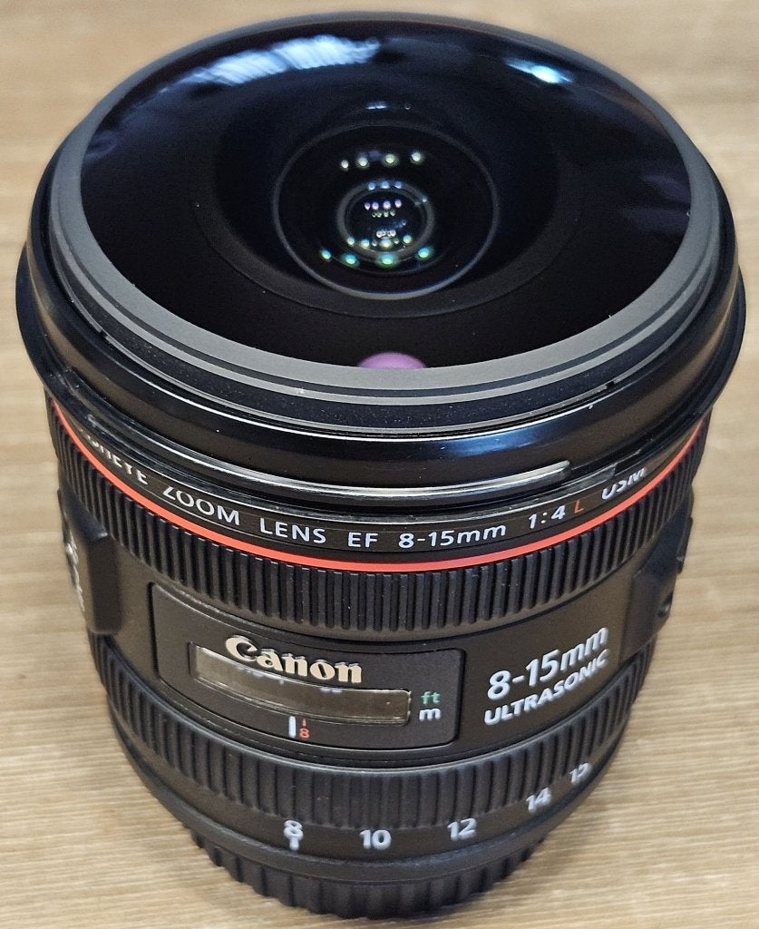 Canon EF 8-15mm F/4L fisheye zoomlens, Ophalen, Canon, Zonnekap, Fisheye-lens