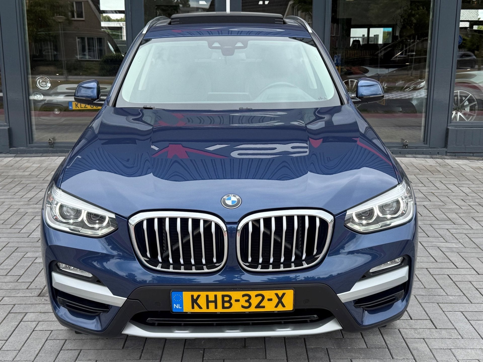 BMW X3 XDrive20i High Executive Pano HUD Leder Camera, Automaat, Zwart, 4 cilinders, Blauw