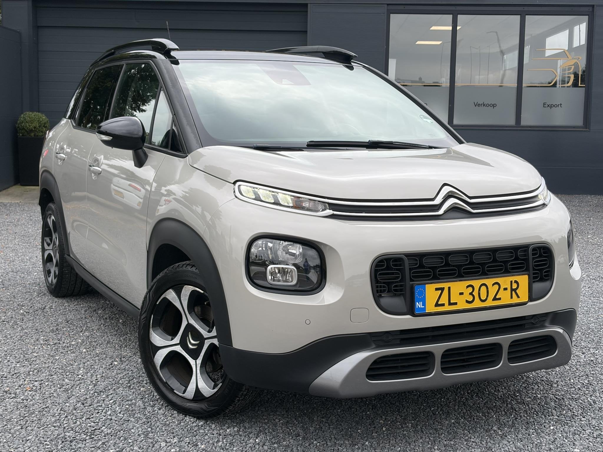Citroen C3 Aircross 1.2 PureTech S&S Shine ✓1e Eigenaar✓, Auto's, Gebruikt, Euro 6, 1199 cc, Origineel Nederlands