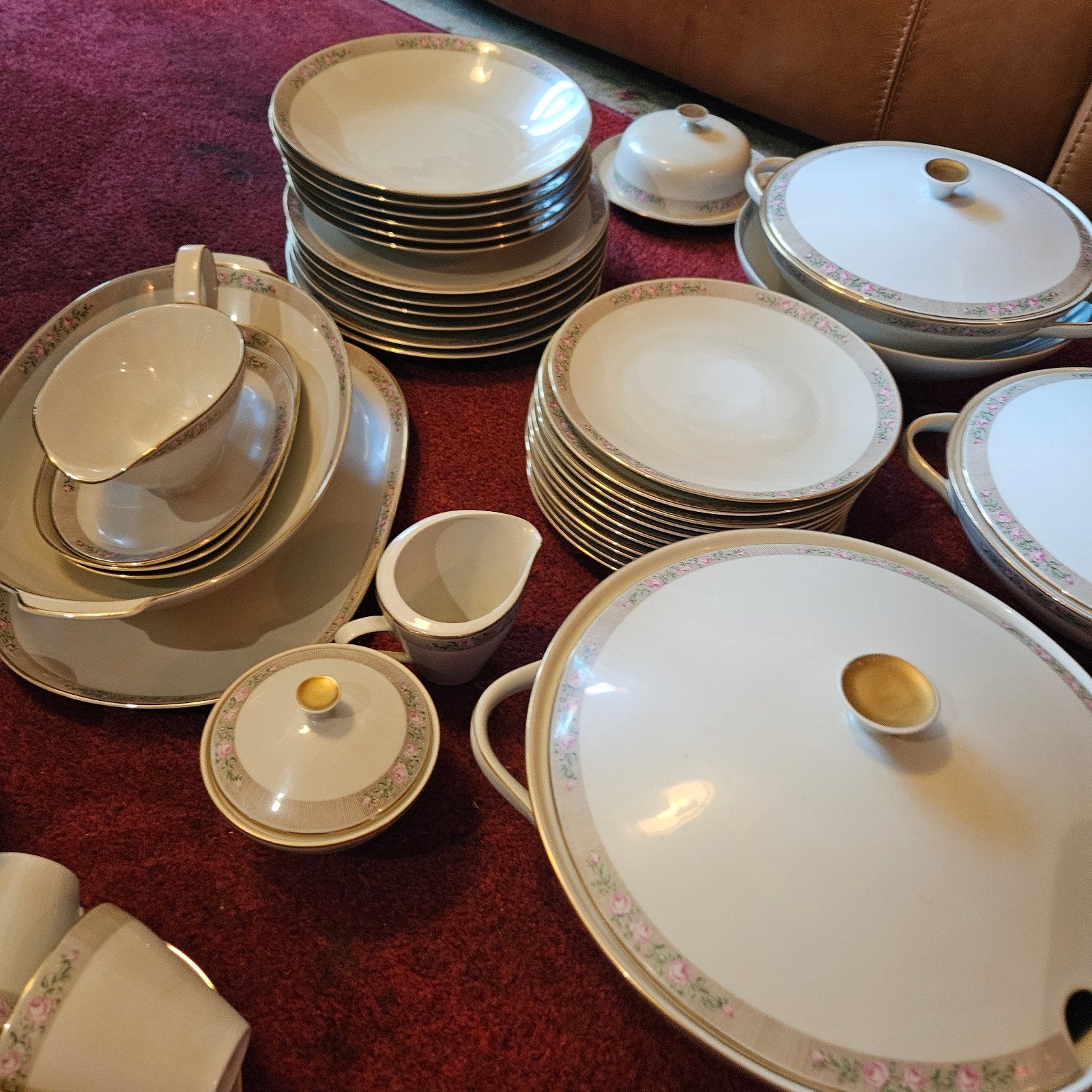 Hutschenreuther Selb Bavaria Servies met Rozenmotief, Ophalen