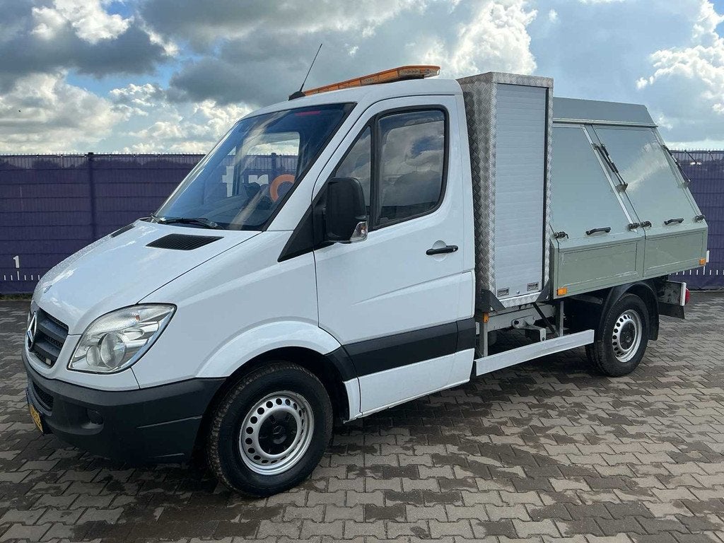 2010 - Mercedes-Benz - Sprinter - Veeg/Vuil Opbouw Kipper -, Auto's, Bestelauto's, Bedrijf, Mercedes-Benz, Diesel, Euro 5, Gebruikt