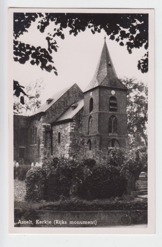 345 Asselt, Kerkje (Rijksmonument) B16, Verzenden, 1940 tot 1960, Ongelopen, Limburg