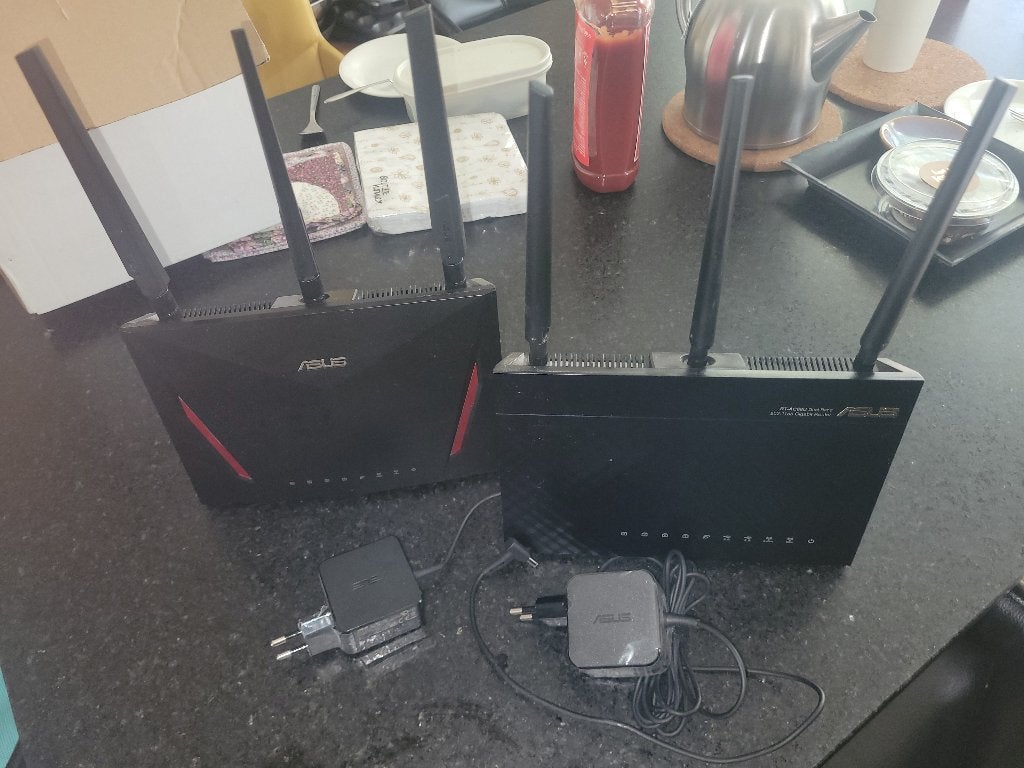 Setje Asus routers (mesh), Computers en Software, Routers en Modems, Ophalen, Gebruikt, Router, ASUS