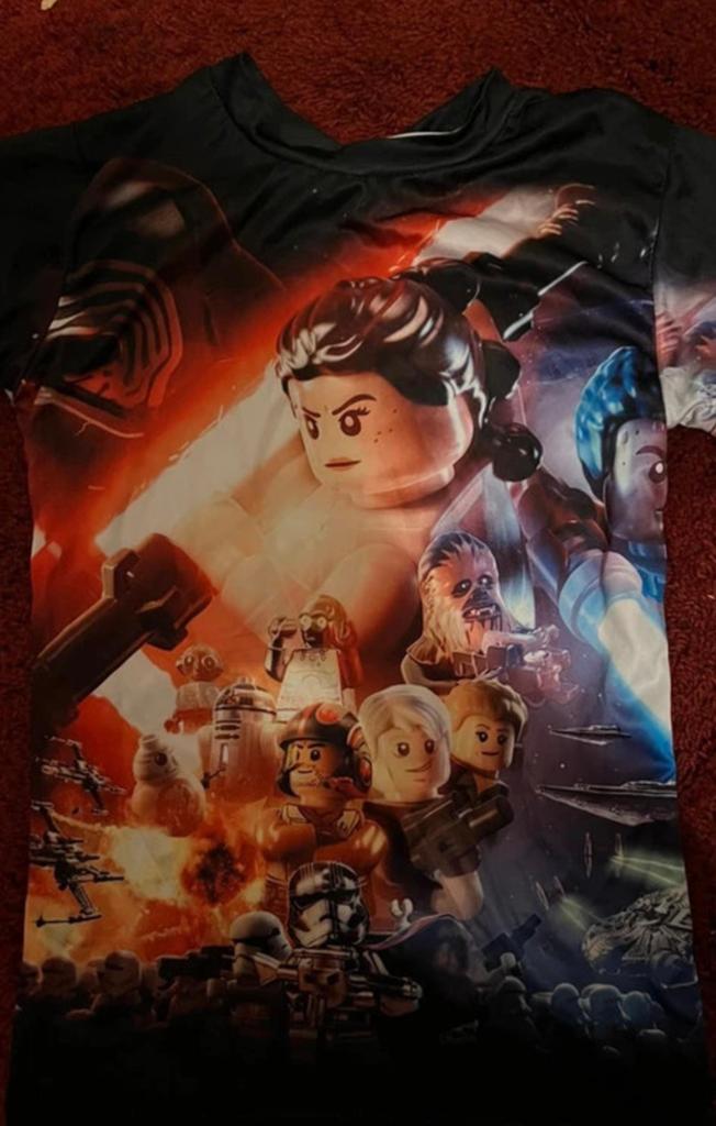 LEGO Star Wars T-shirt 122, Ophalen of Verzenden, Zo goed als nieuw, Jongen, Trui of Vest