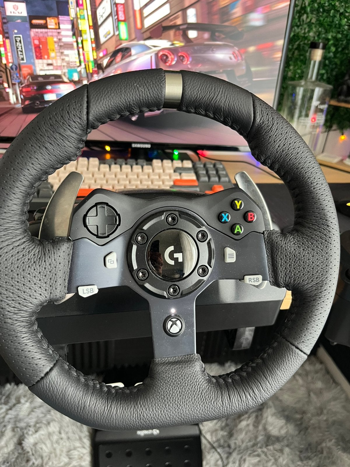 Racestuur Logitech G920, Spelcomputers en Games, Spelcomputers | Xbox | Accessoires, Verzenden, Zo goed als nieuw, Stuurtje of Sportattribuut