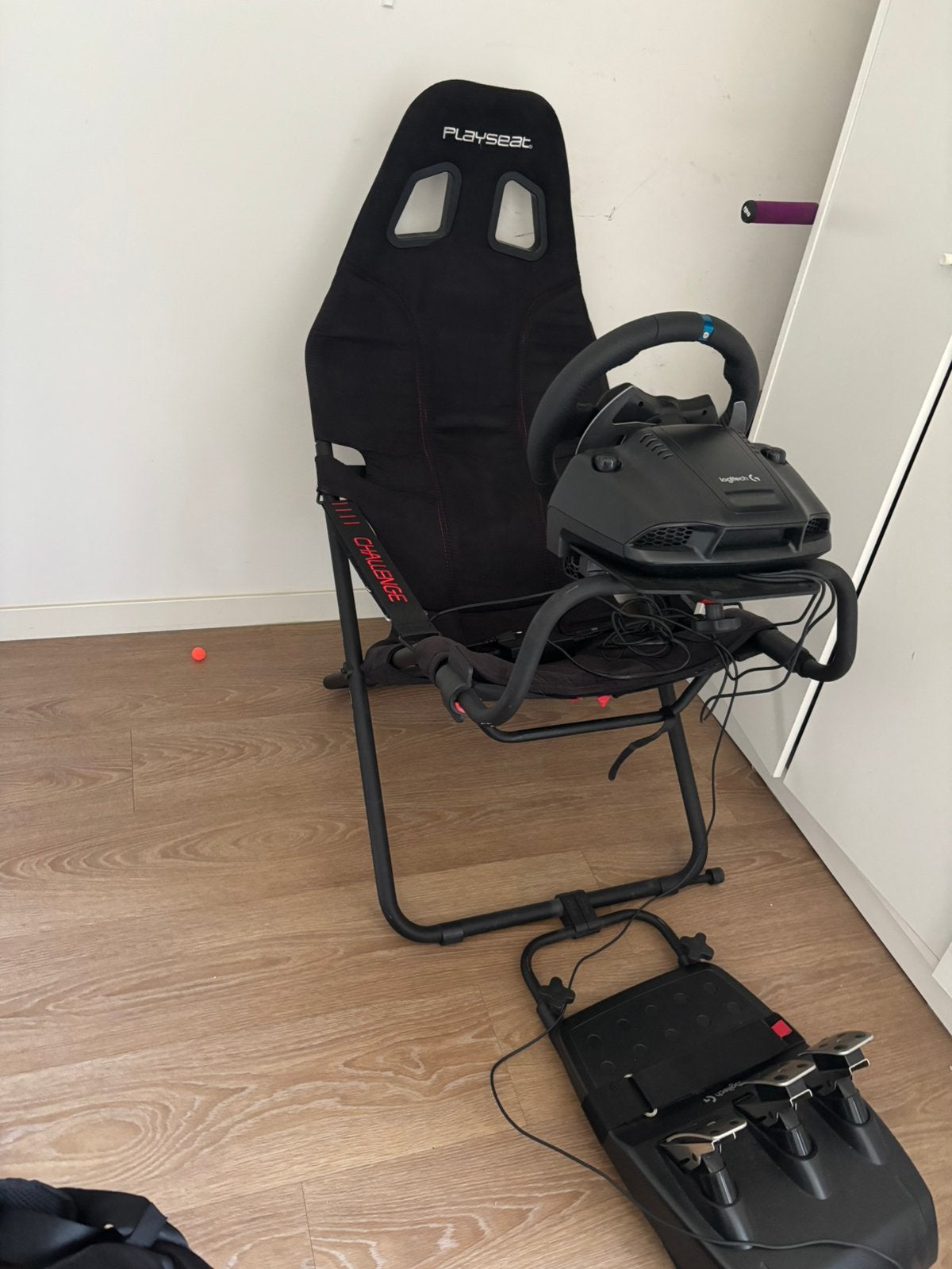 Sim racing setup met Logitech g29, Ophalen, Zo goed als nieuw, Stuurtje of Sportattribuut