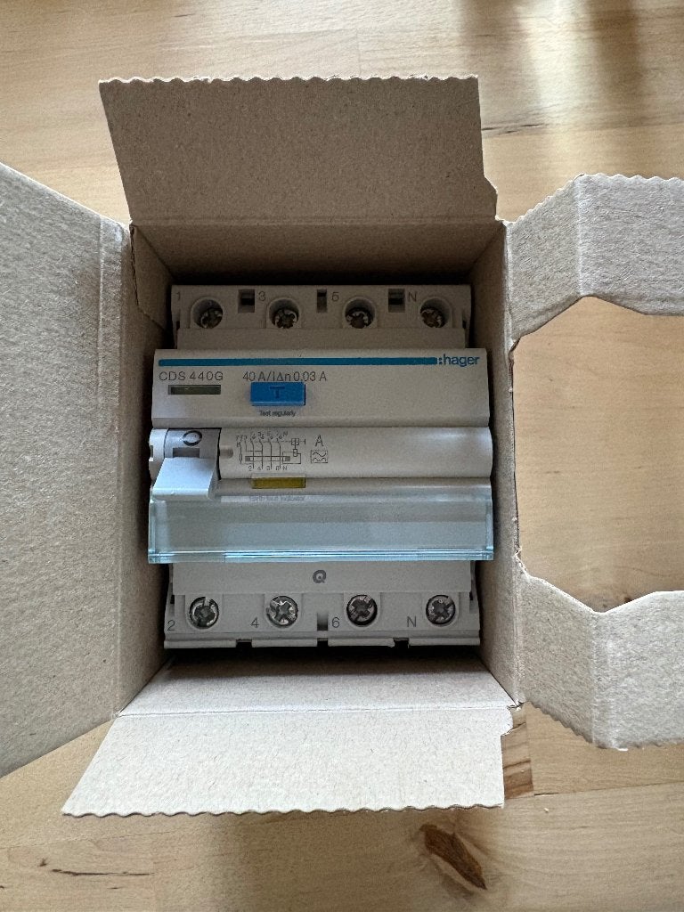 Hager aardlekschakelaar 4-polig 40A 30mA (CDS440G), Ophalen of Verzenden, Nieuw, Overige typen