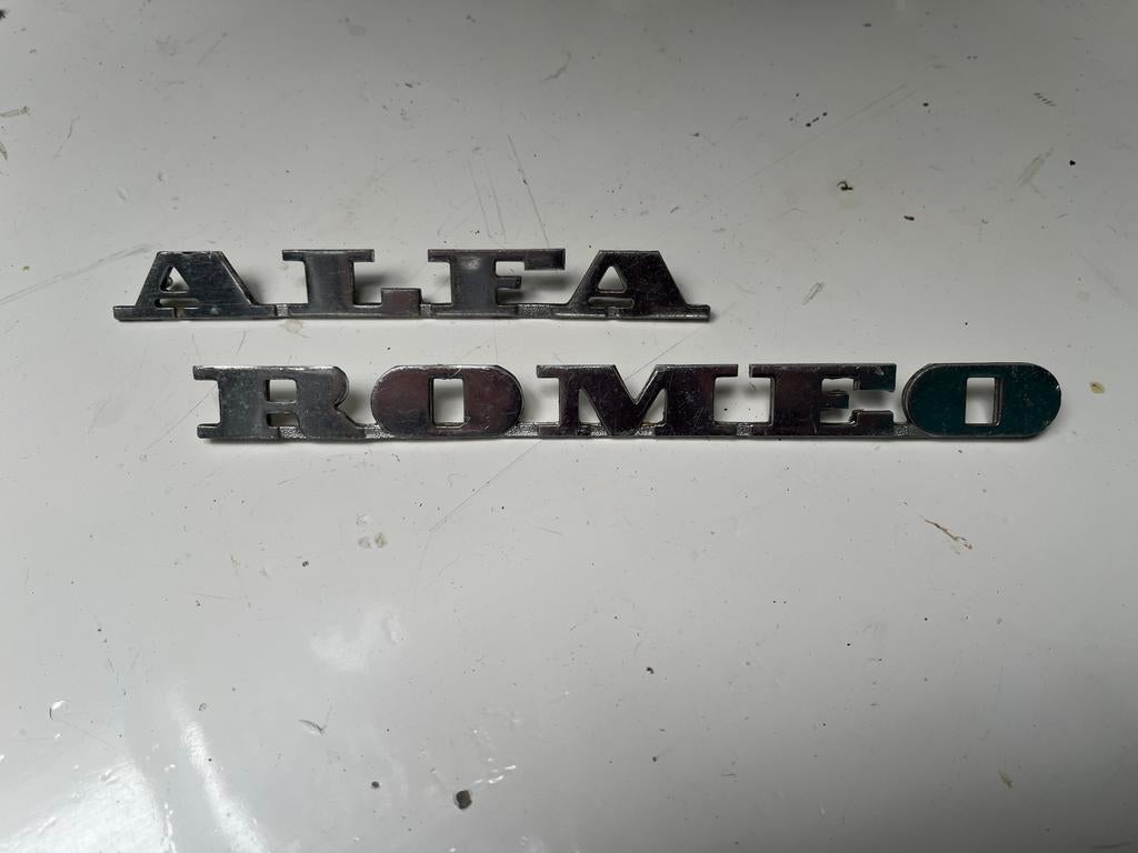 Typeplaatjes Alfa Romeo, Auto-onderdelen, Ophalen of Verzenden, Alfa Romeo