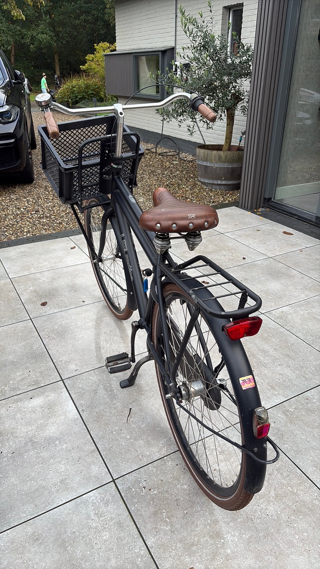 Fiets met krat zwart cortina transporter 28 inch banden, Terugtraprem, Versnellingen, Zo goed als nieuw, Ophalen