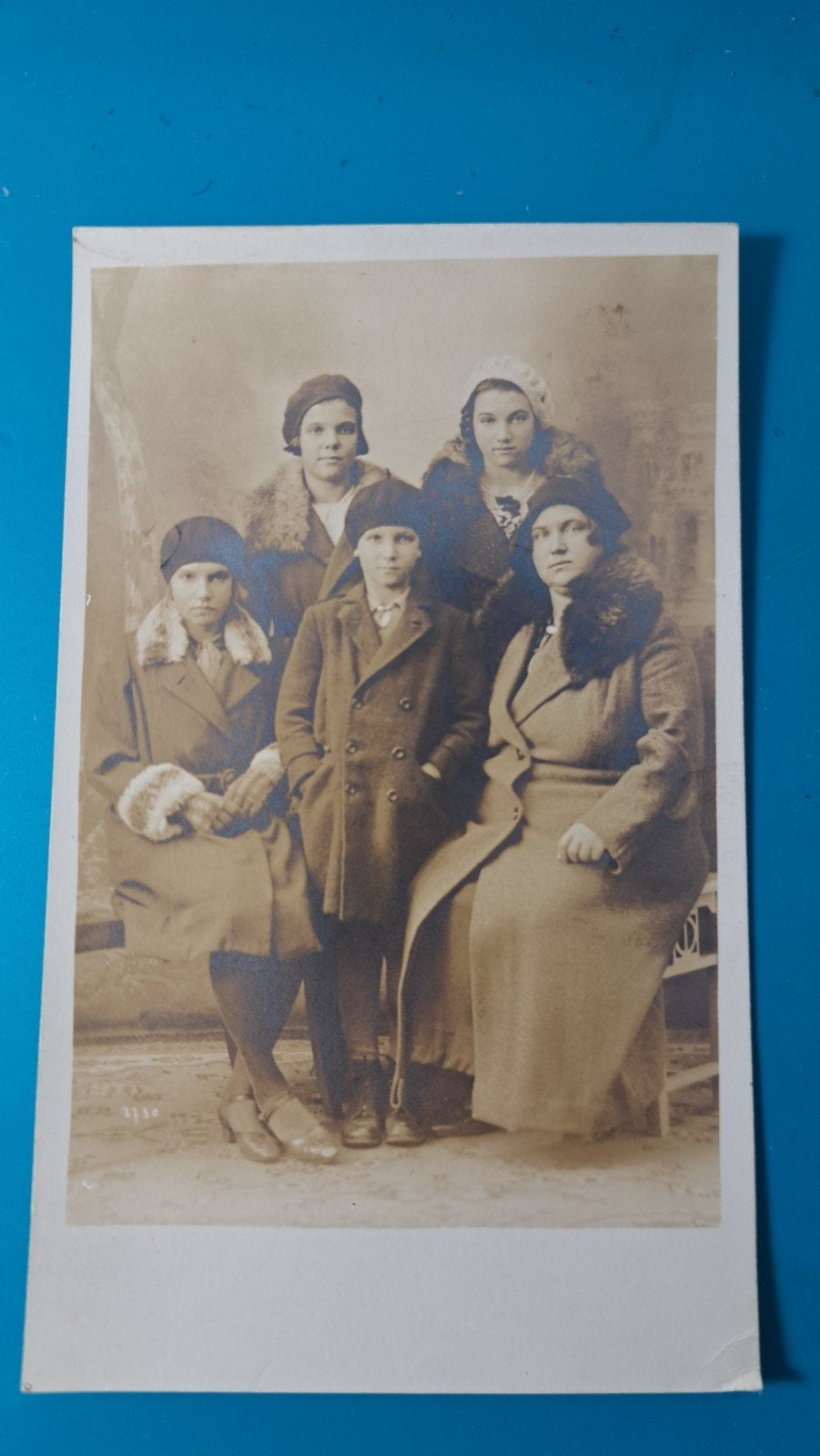 Arnhem gezinsfoto. Atelier Burgers Steenstraat 84, Ophalen of Verzenden, 1920 tot 1940, Ongelopen, Gelderland