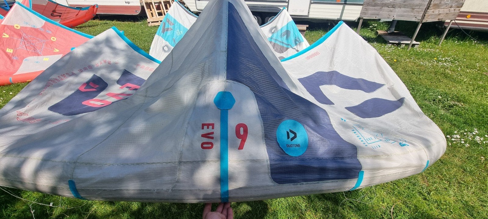 Allround Kiteset Duotone Evo 9m², 12m² + TrustBar, Watersport en Boten, Kitesurfen, Gebruikt, Kitesurf-set, Twintip, Ophalen of Verzenden
