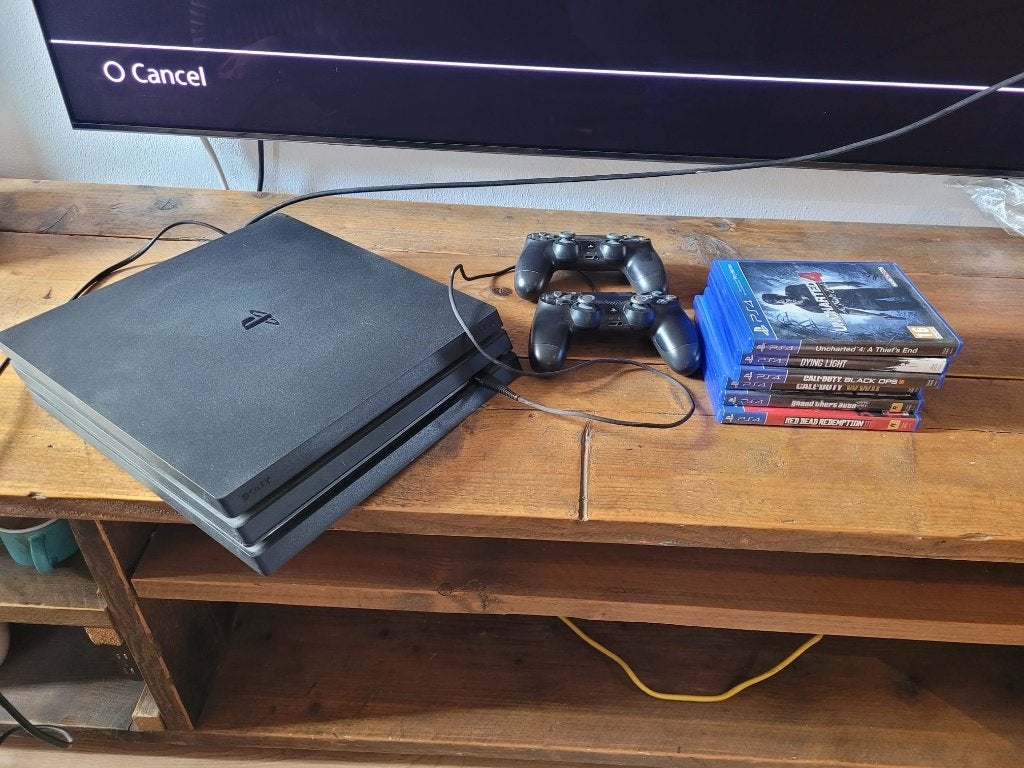 Playstation 4 Pro 1TB, Spelcomputers en Games, Spelcomputers | Sony PlayStation 4, Ophalen of Verzenden, Zo goed als nieuw, 1 TB