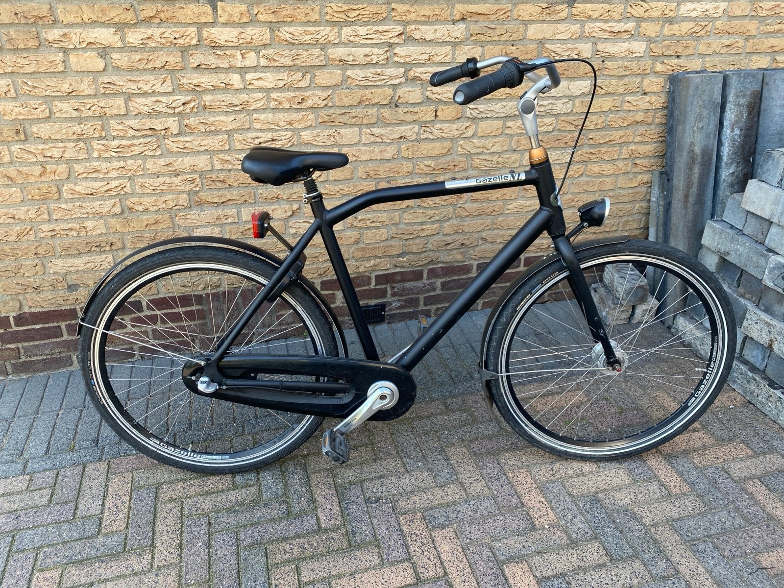 Foto 6 van Gazelle fiets met 3 versnellingen en terugtraprem