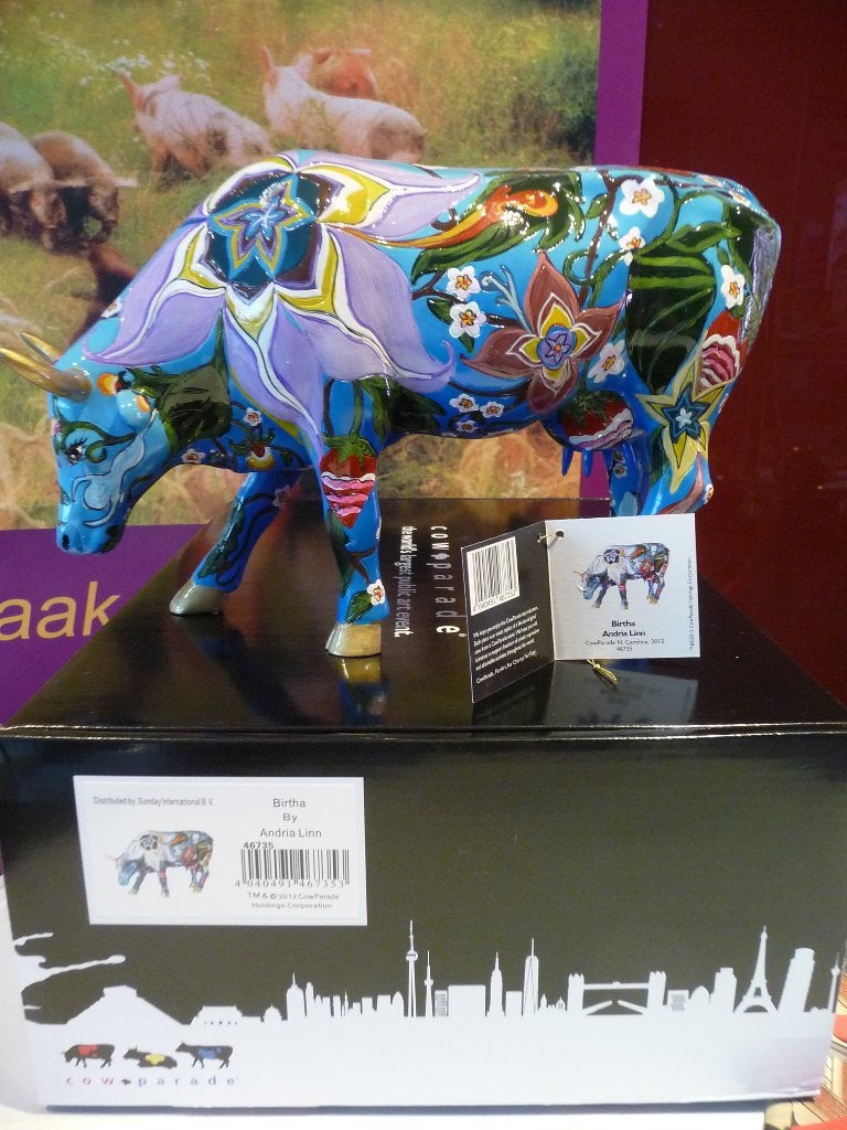 Nieuw Cow Parade koe Birtha large gratis verzending., Antiek en Kunst, Ophalen of Verzenden, Beeld