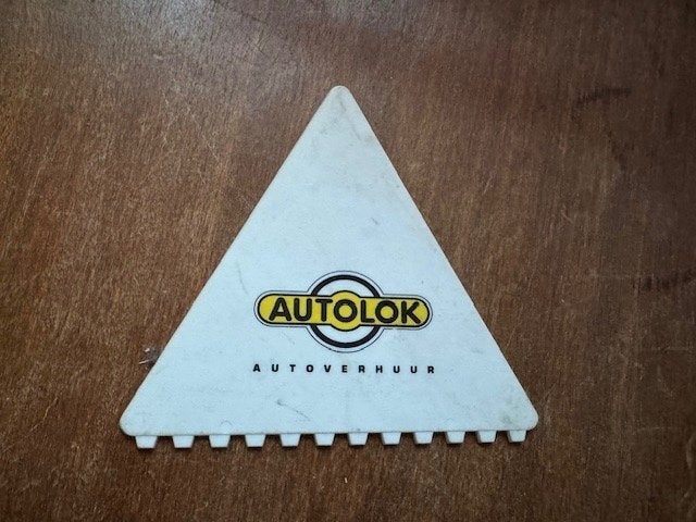 Autolok Autoverhuur ijskrabber, Ophalen of Verzenden, Gebruikt