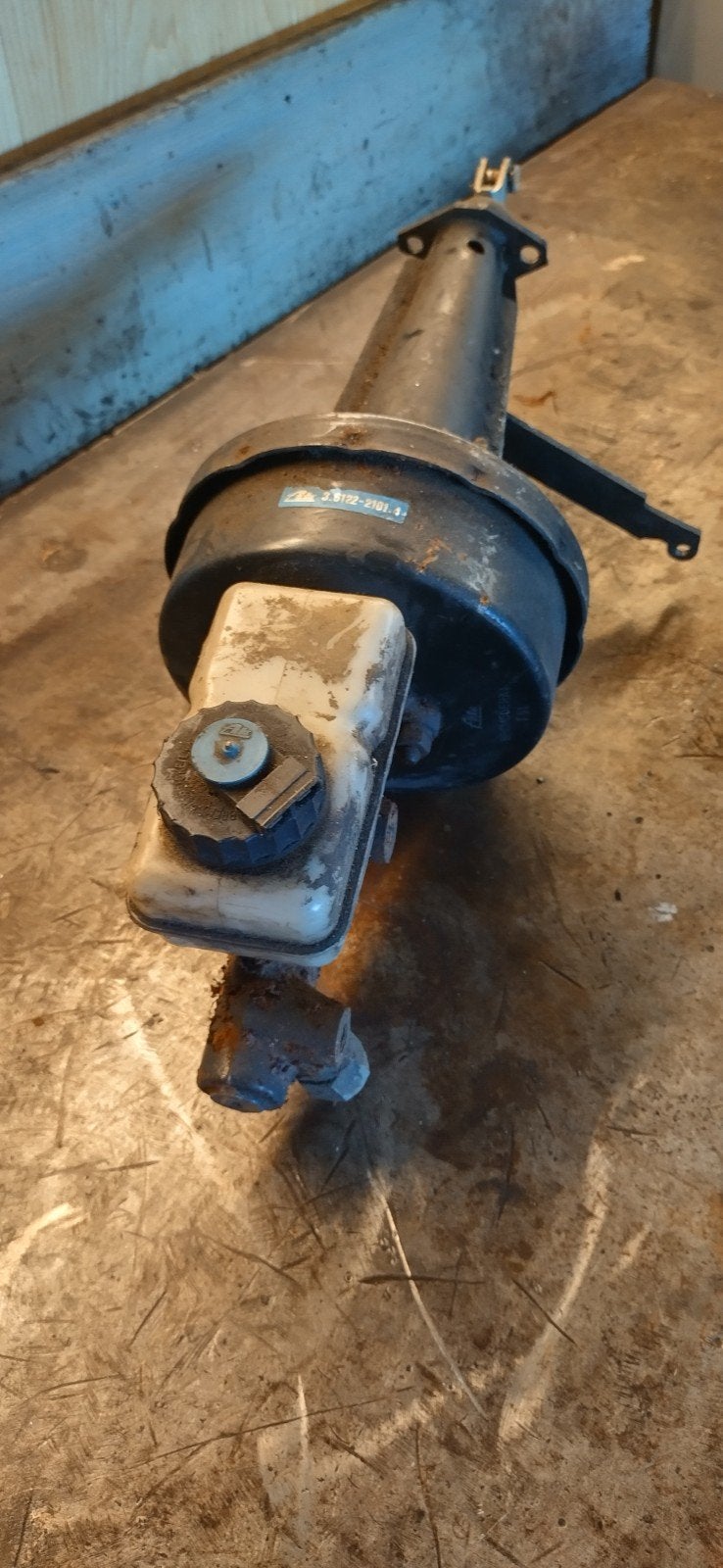 DAF 44 55 66 Remkrachtversterker met hoofdremcilinder, Ophalen