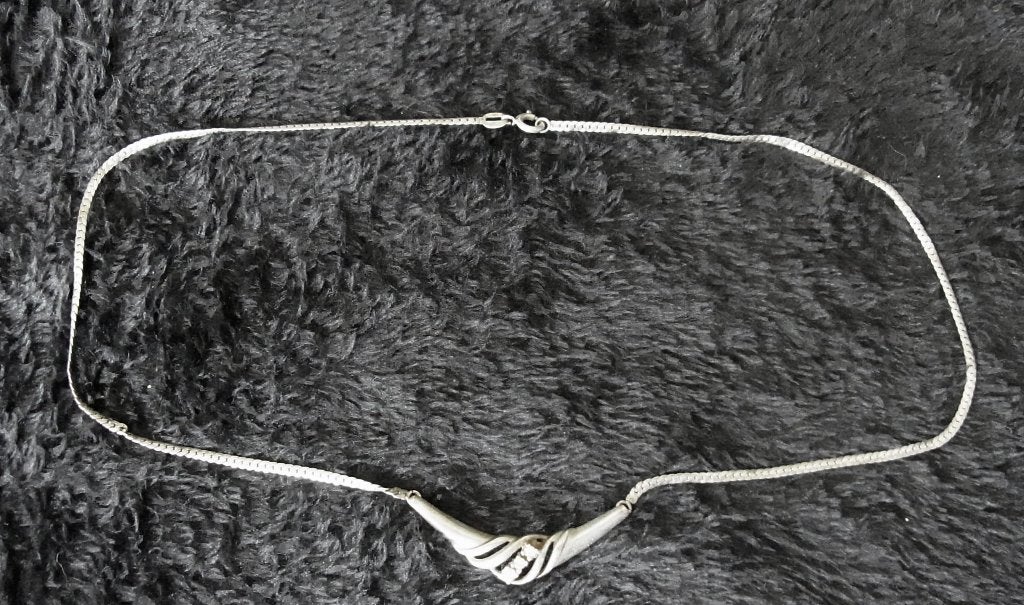 VINTAGE ZILVEREN COLLIER MET ZIRKONIA'S, Met kristal, Gebruikt, Ophalen of Verzenden, Zilver