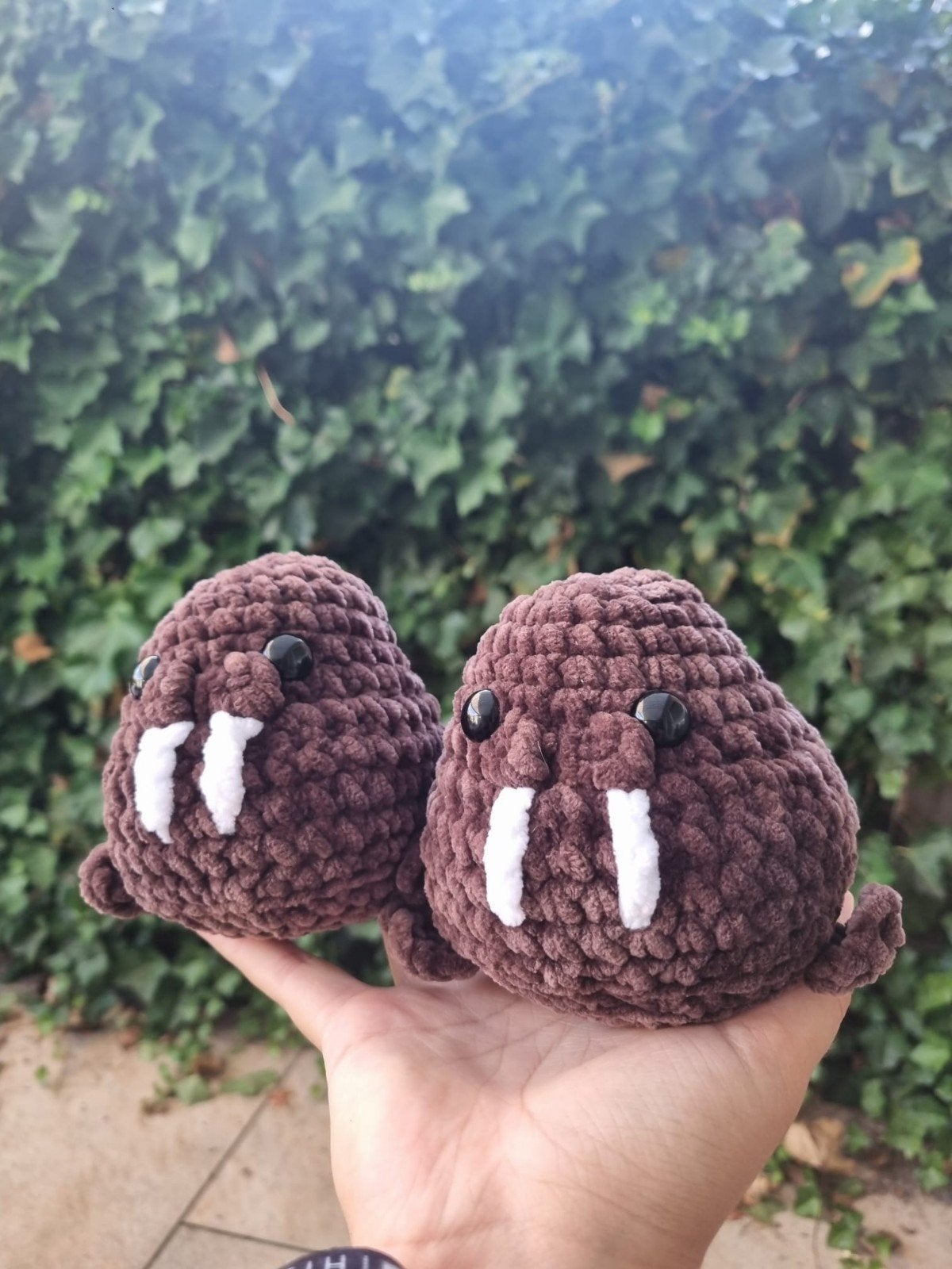 Gehaakte Walrus Knuffel van Zacht Chenille Garen - 13 cm, Handgemaakt, Overige typen, Nieuw, Ophalen of Verzenden