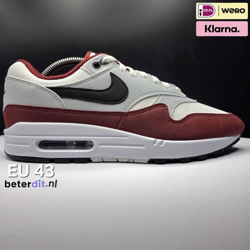 Nike Air Max 1 'Dark Team Red'
Maat: 43, Kleding | Heren, Schoenen, Zo goed als nieuw, Sneakers of Gympen, Ophalen of Verzenden