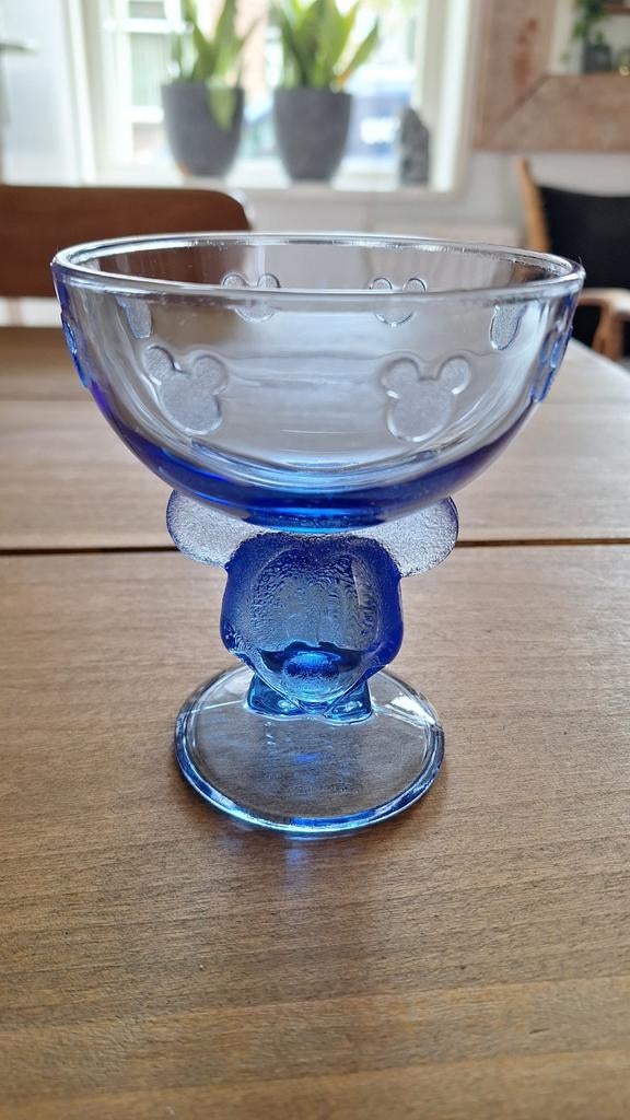 Vintage Mickey Mouse Disney blauwe ijscoupe, Glas of Glazen, Gebruikt, Ophalen of Verzenden, Glas