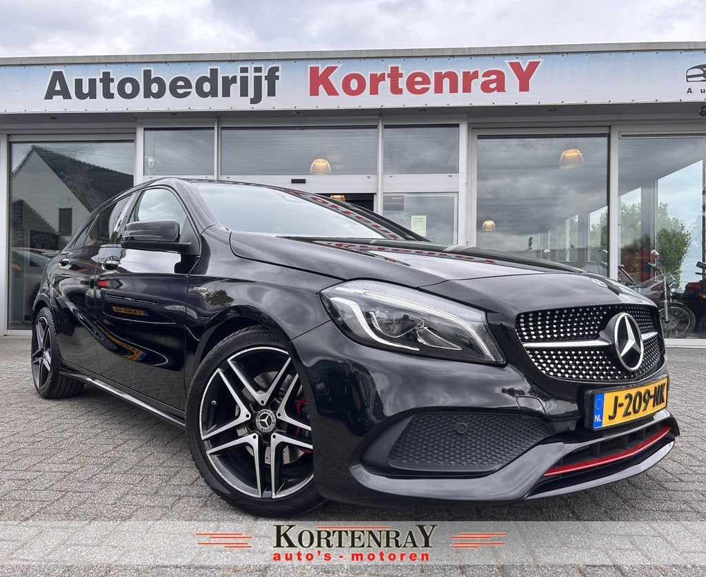 Mercedes-Benz A-klasse 250 Sport AMG-line|keyless entry|deal, Auto's, Mercedes-Benz, 15 km/l, Gebruikt, Euro 6, 4 cilinders