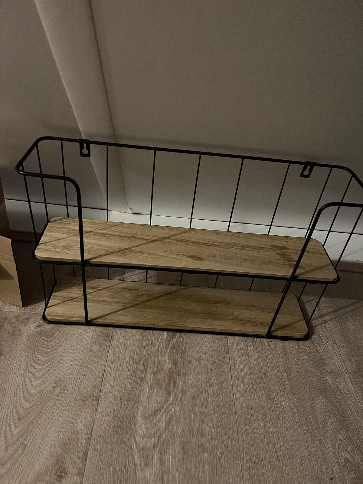 Zwart metalen wandrek met houten planken, Ophalen of Verzenden, Gebruikt
