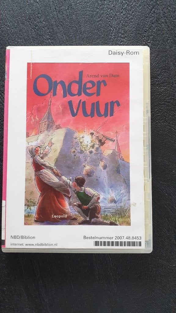 Onder Vuur - Arend van Dam (Daisy-Rom), Alle leeftijden, Overige genres, Overige typen, Zo goed als nieuw