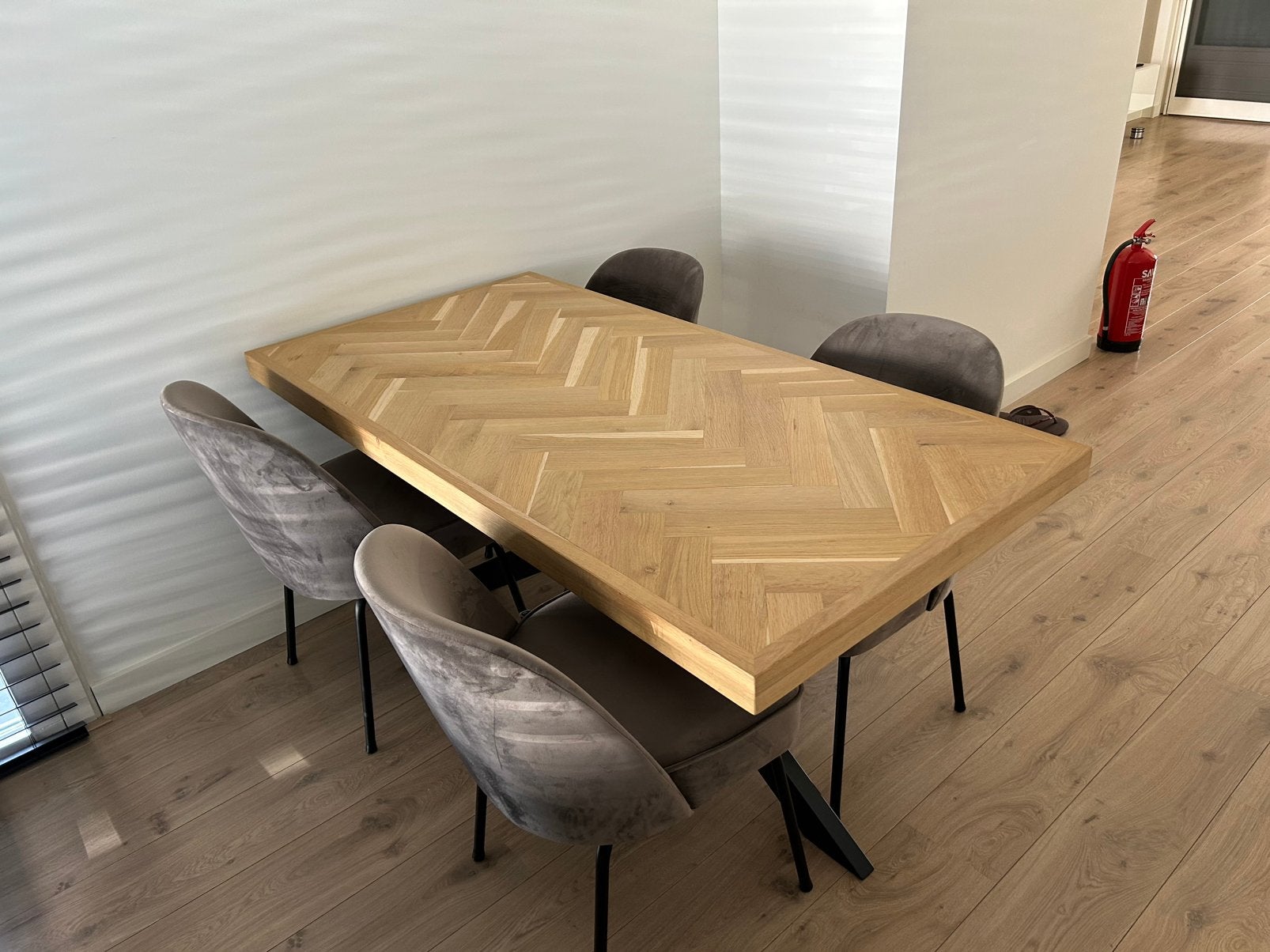 Mooie houten tafel, Ophalen, 50 tot 100 cm, Zo goed als nieuw, 150 tot 200 cm