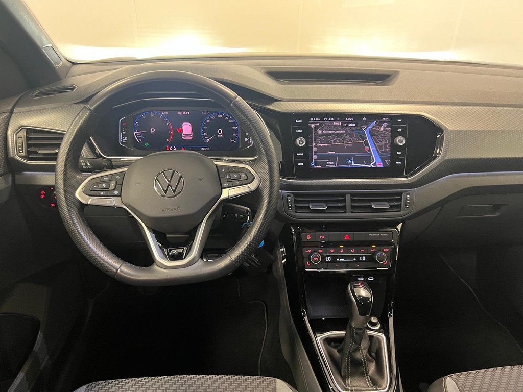 Volkswagen T-Cross 1.0 TSI R-LINE / DSG AUTOMAAT / STOELVERW, Auto's, Volkswagen, 12 maanden, T-Cross, Gebruikt, Euro 6
